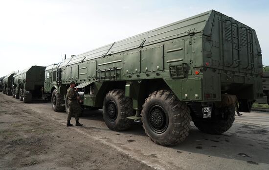 Подготовка боевой техники к участию в параде Победы в Калининграде