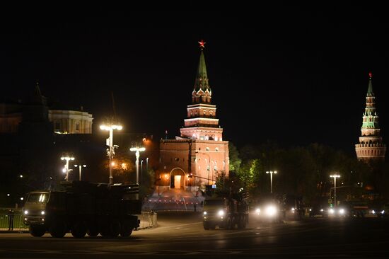 Ночная репетиция парада Победы на Красной площади