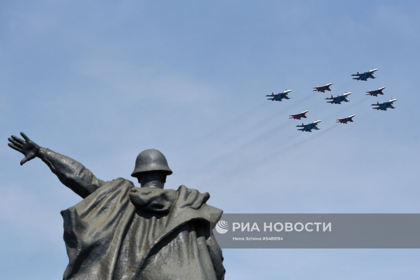 Репетиция воздушной части парада Победы 