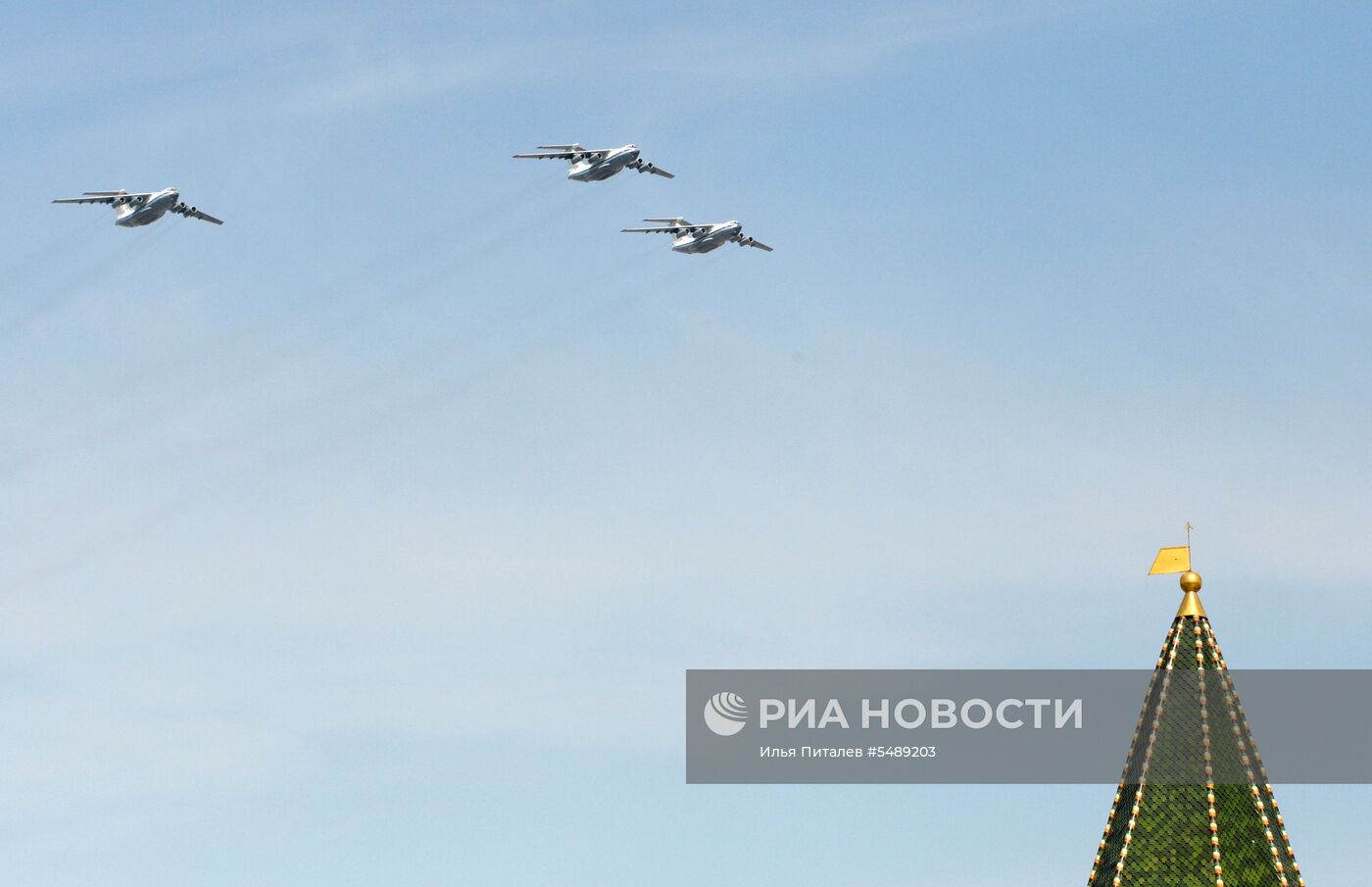 Репетиция воздушной части парада Победы 