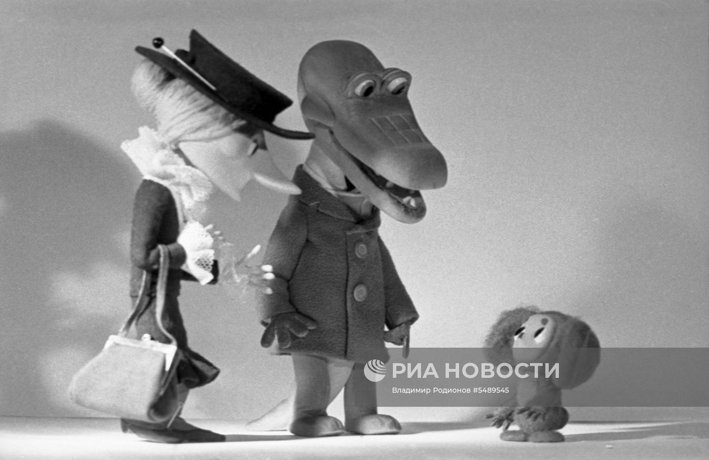 Персонажи мультфильма "Крокодил Гена и Чебурашка"