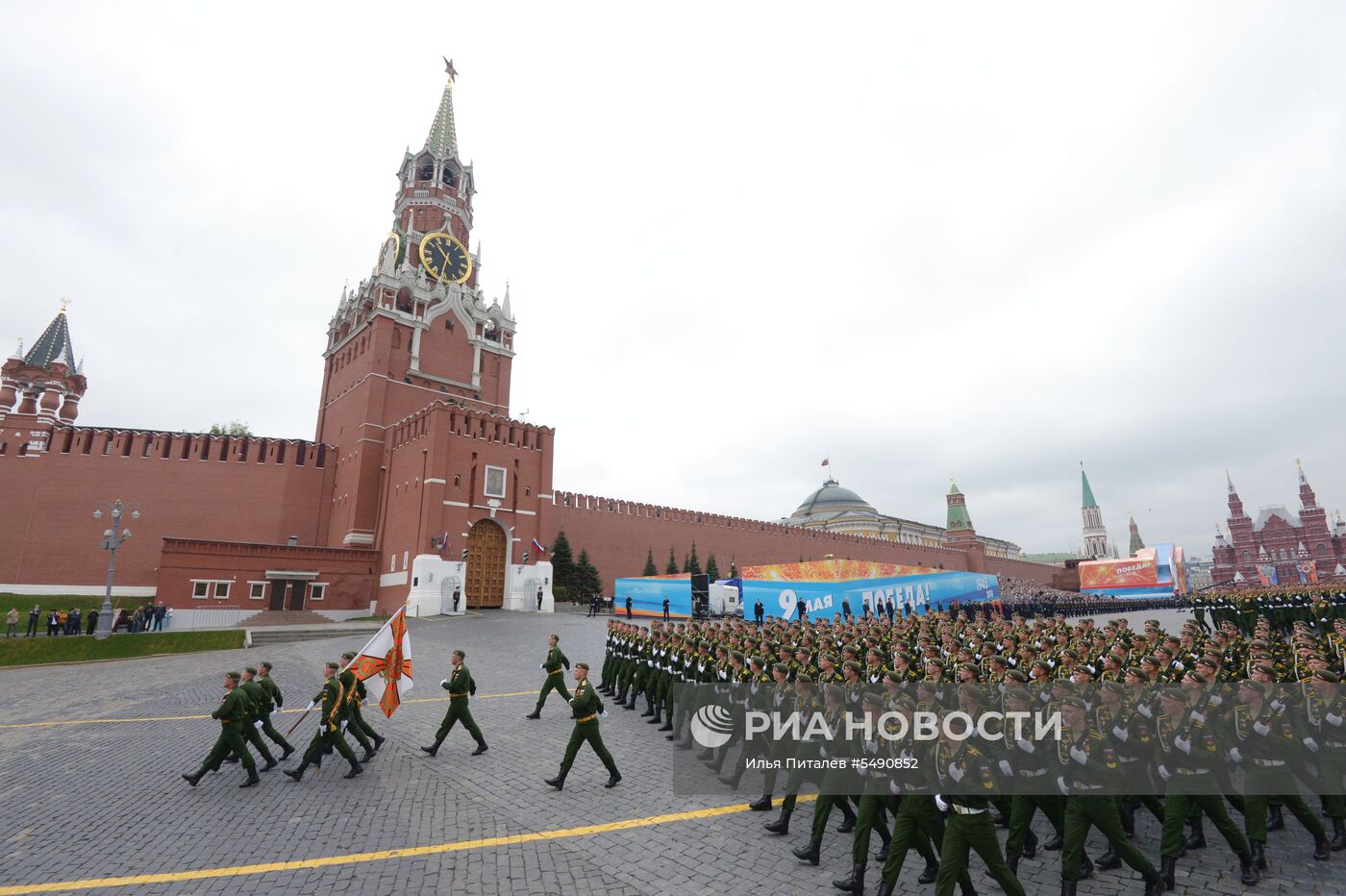 Генеральная репетиция парада Победы на Красной площади