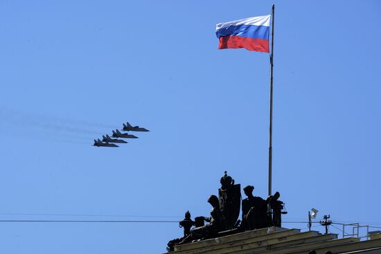 Генеральная репетиция парада Победы в Санкт-Петербурге 