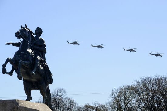Генеральная репетиция парада Победы в Санкт-Петербурге 