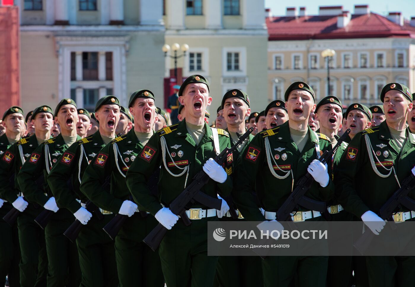 Генеральная репетиция парада Победы в Санкт-Петербурге 