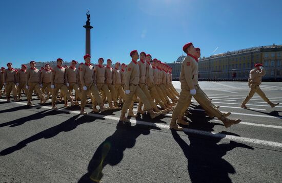Генеральная репетиция парада Победы в Санкт-Петербурге 