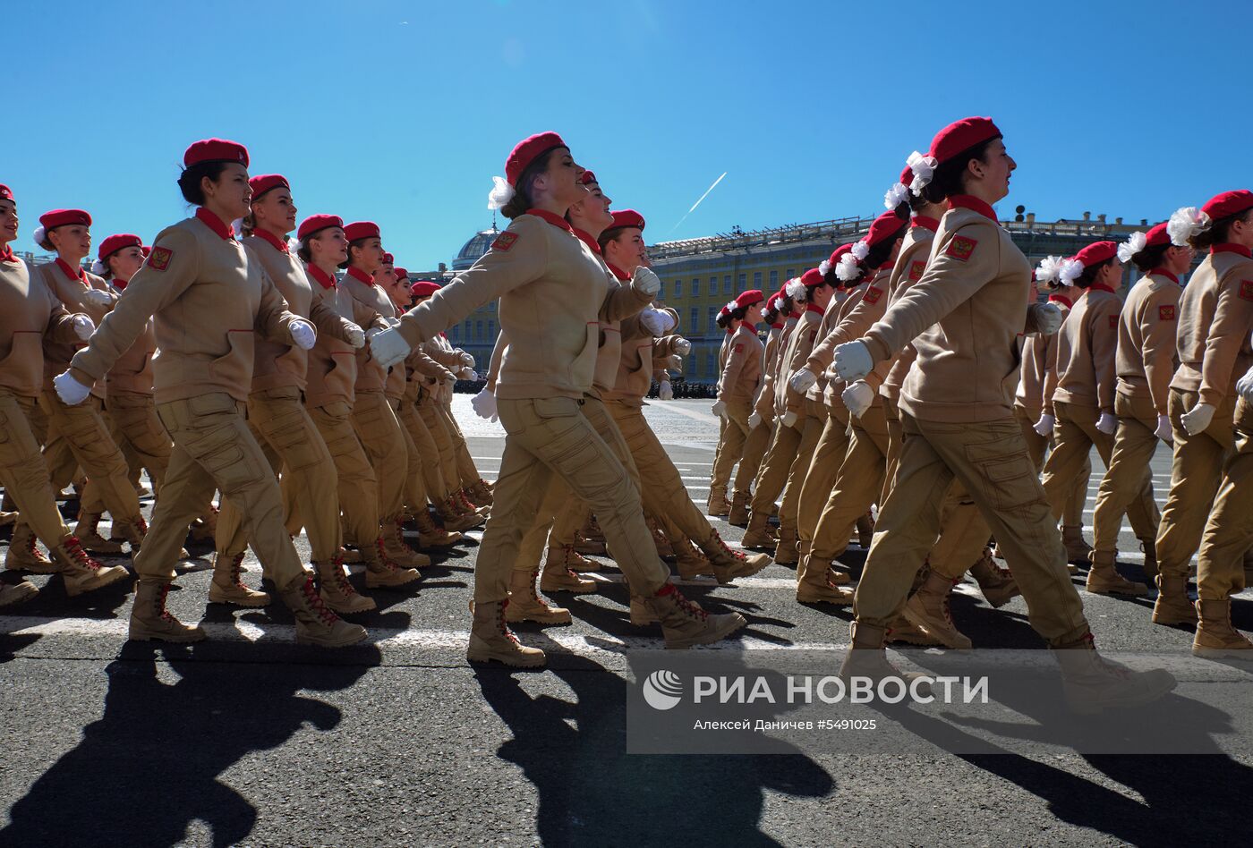 Генеральная репетиция парада Победы в Санкт-Петербурге 