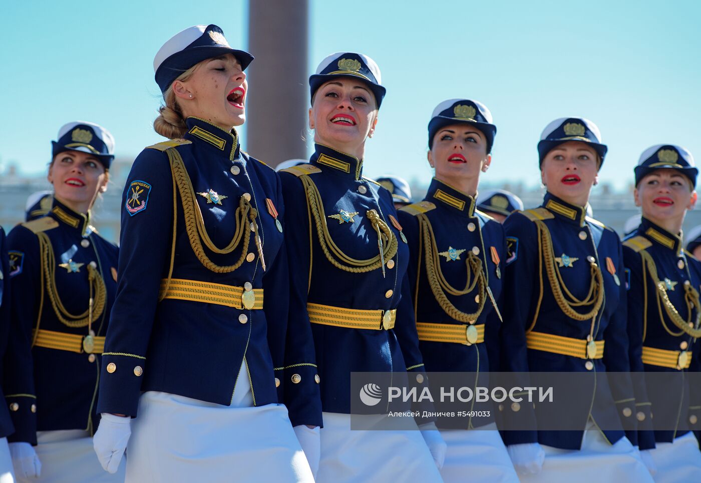 Генеральная репетиция парада Победы в Санкт-Петербурге 