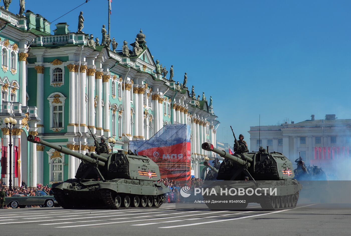 Генеральная репетиция парада Победы в Санкт-Петербурге 