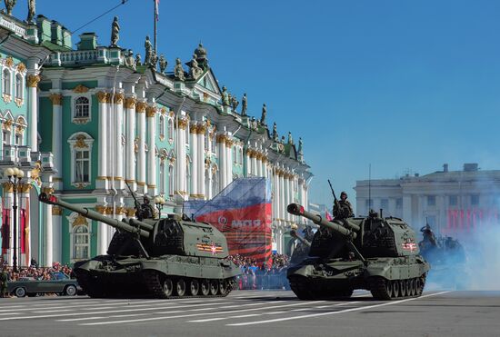 Генеральная репетиция парада Победы в Санкт-Петербурге 