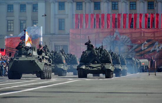 Генеральная репетиция парада Победы в Санкт-Петербурге 
