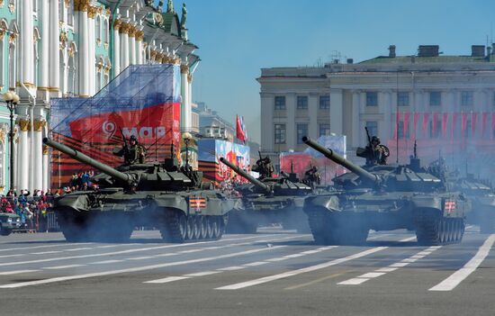 Генеральная репетиция парада Победы в Санкт-Петербурге 