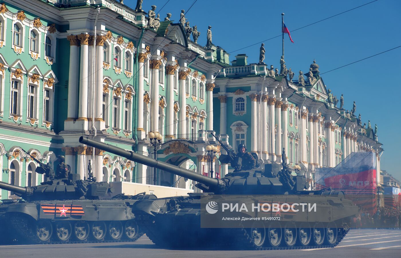 Генеральная репетиция парада Победы в Санкт-Петербурге 