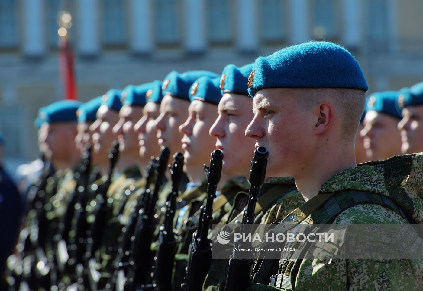 Генеральная репетиция парада Победы в Санкт-Петербурге 