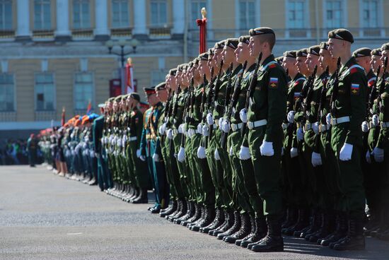 Генеральная репетиция парада Победы в Санкт-Петербурге 