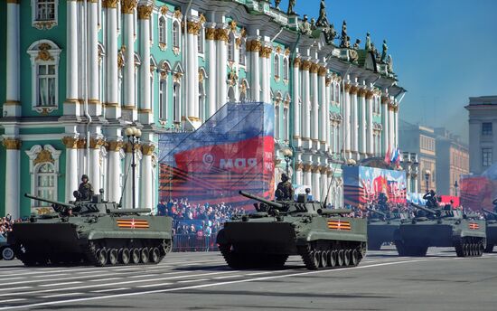 Генеральная репетиция парада Победы в Санкт-Петербурге 