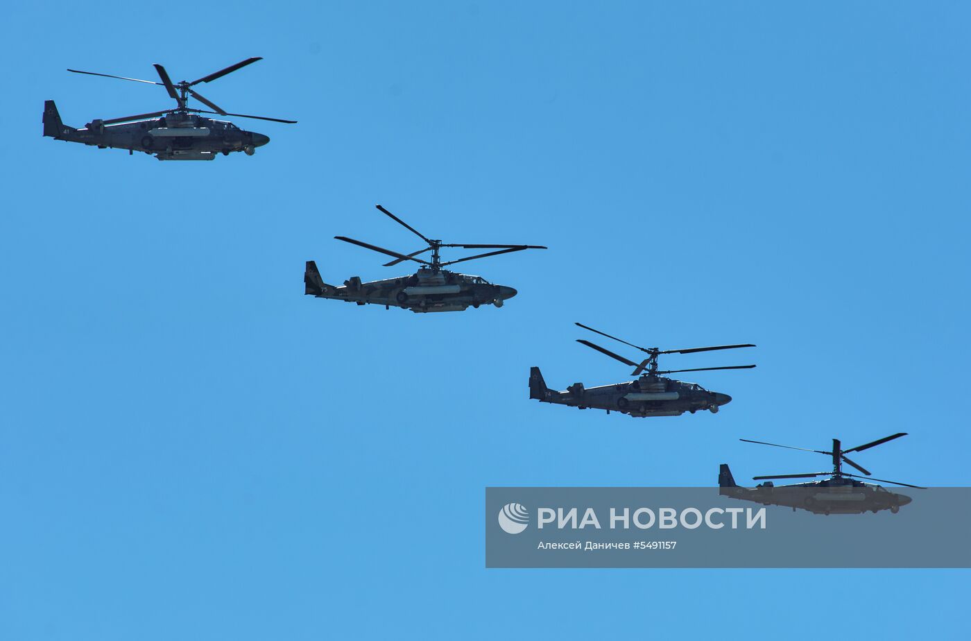 Генеральная репетиция парада Победы в Санкт-Петербурге 