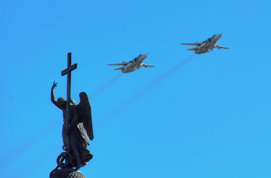 Генеральная репетиция парада Победы в Санкт-Петербурге 