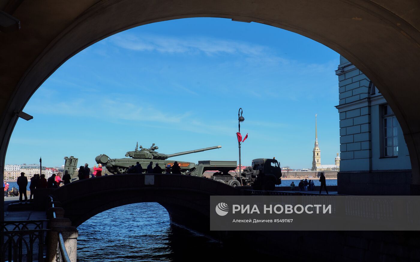 Генеральная репетиция парада Победы в Санкт-Петербурге 
