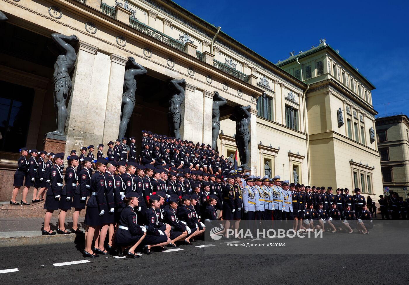 Генеральная репетиция парада Победы в Санкт-Петербурге