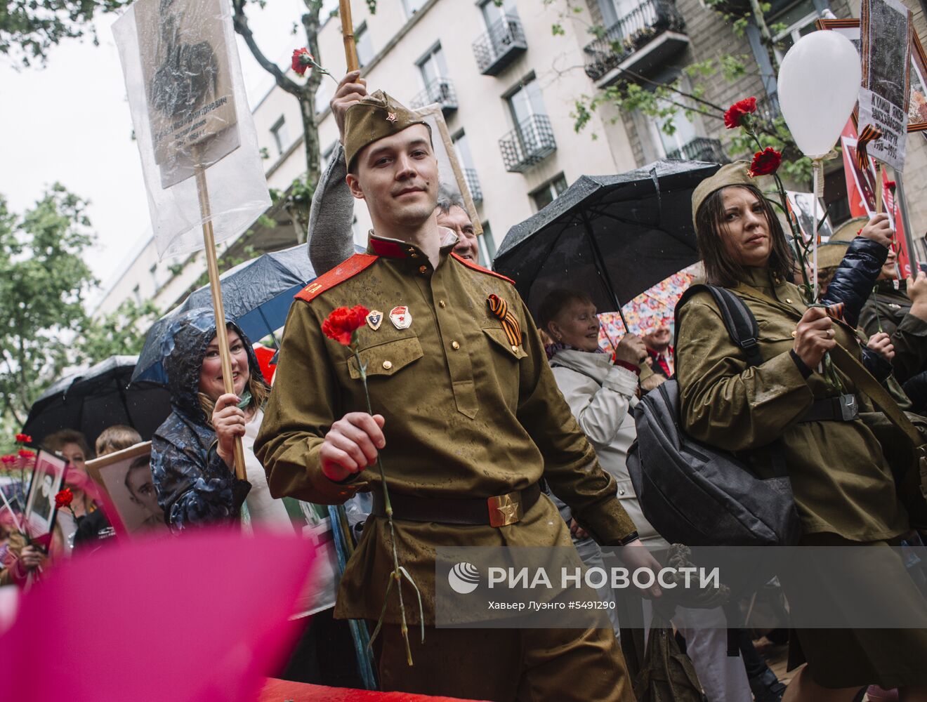 Акция "Бессмертный полк" в Барселоне