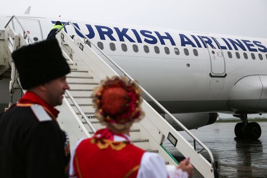 Рейс краснодар стамбул. Airbus 321-200 Turkish Airlines.