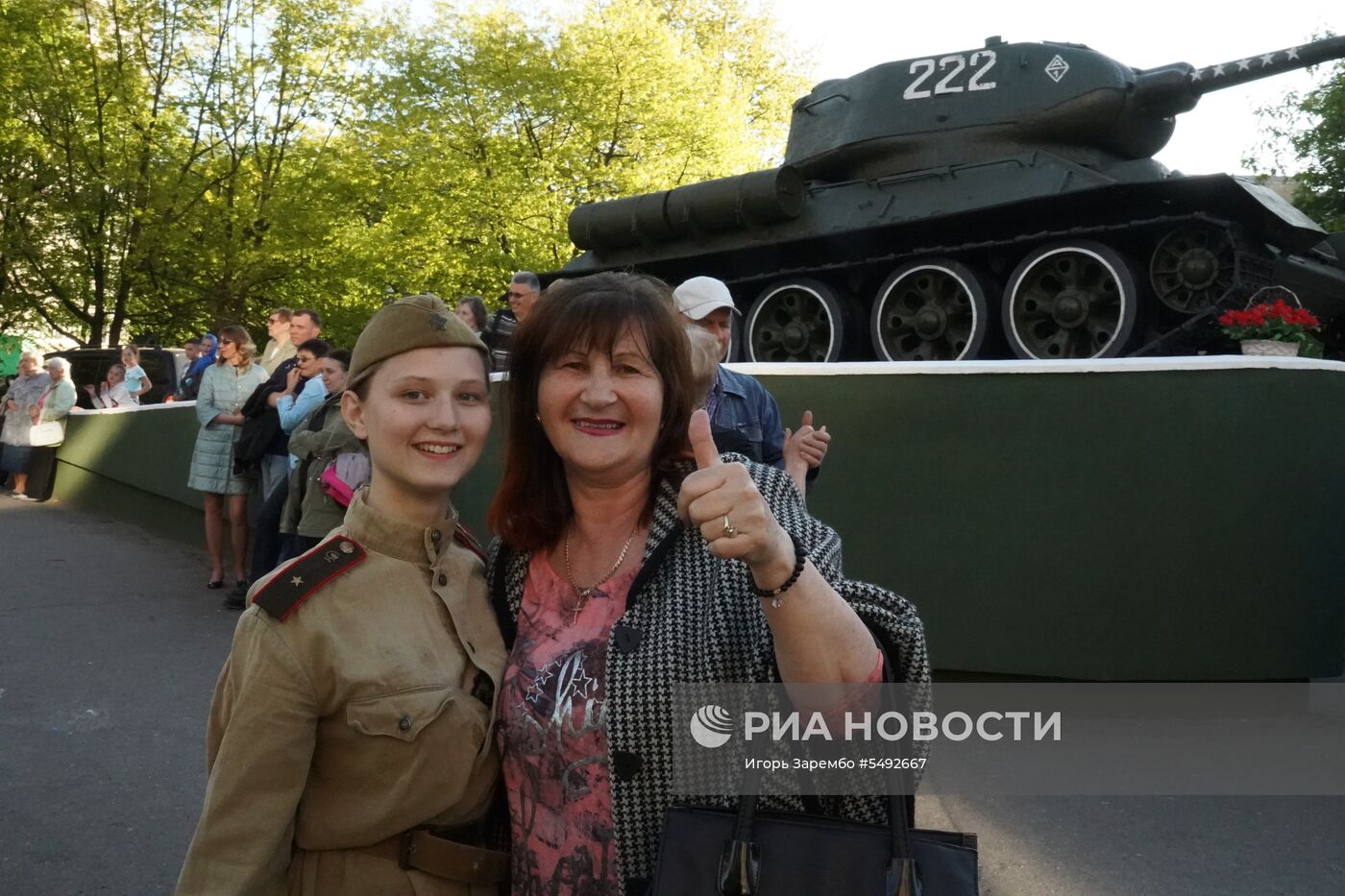 Акция для ветеранов "Песни и танцы военных лет. Вальсы военного времени"