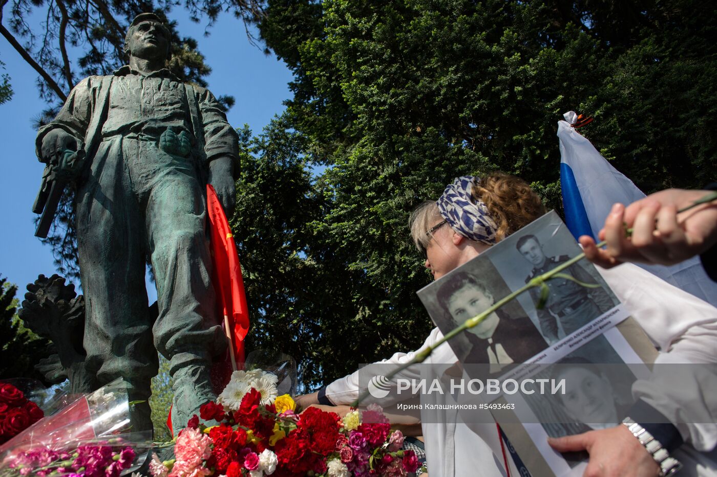 Акция "Бессмертный полк" во Франции