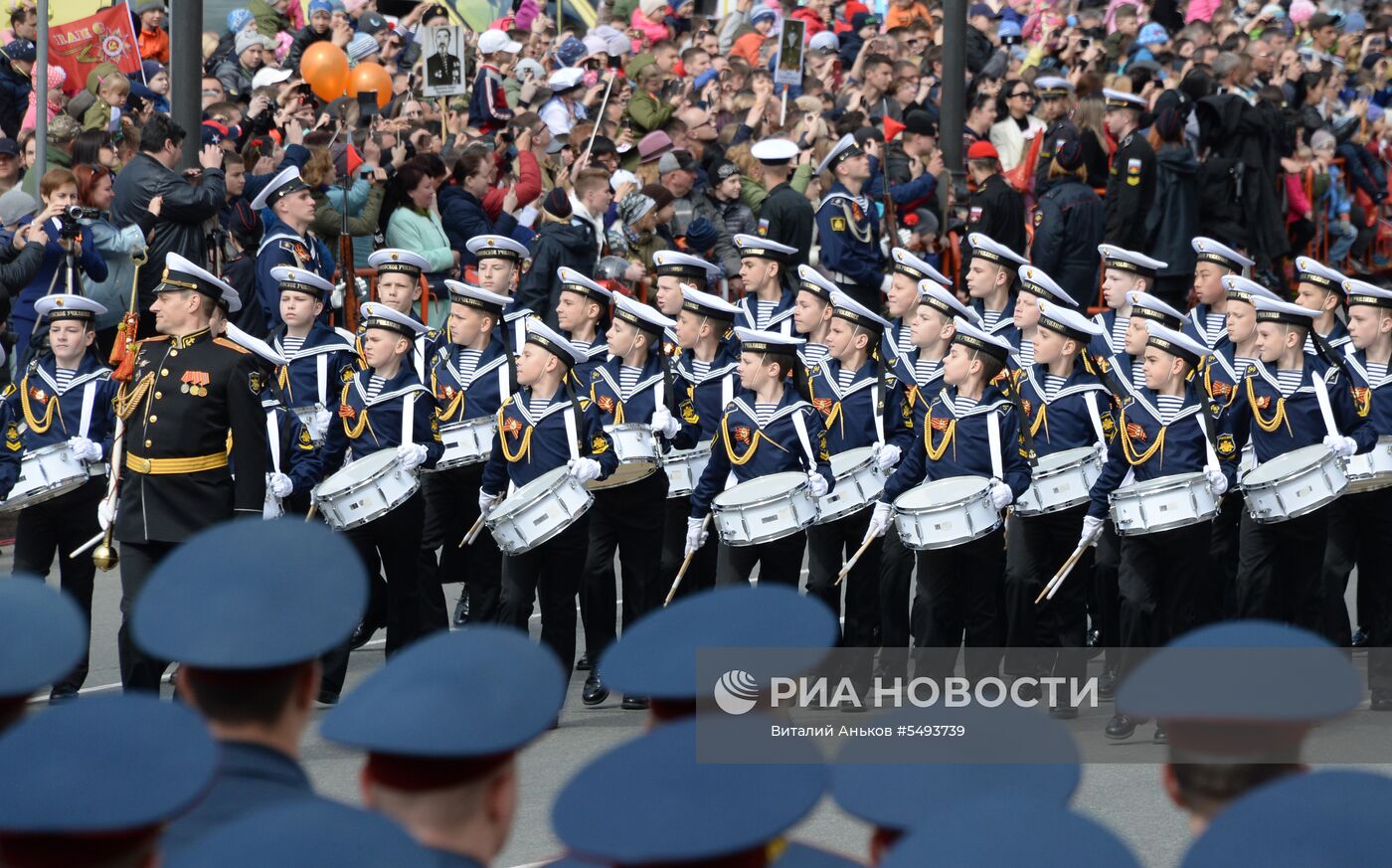 Празднование Дня Победы в городах России