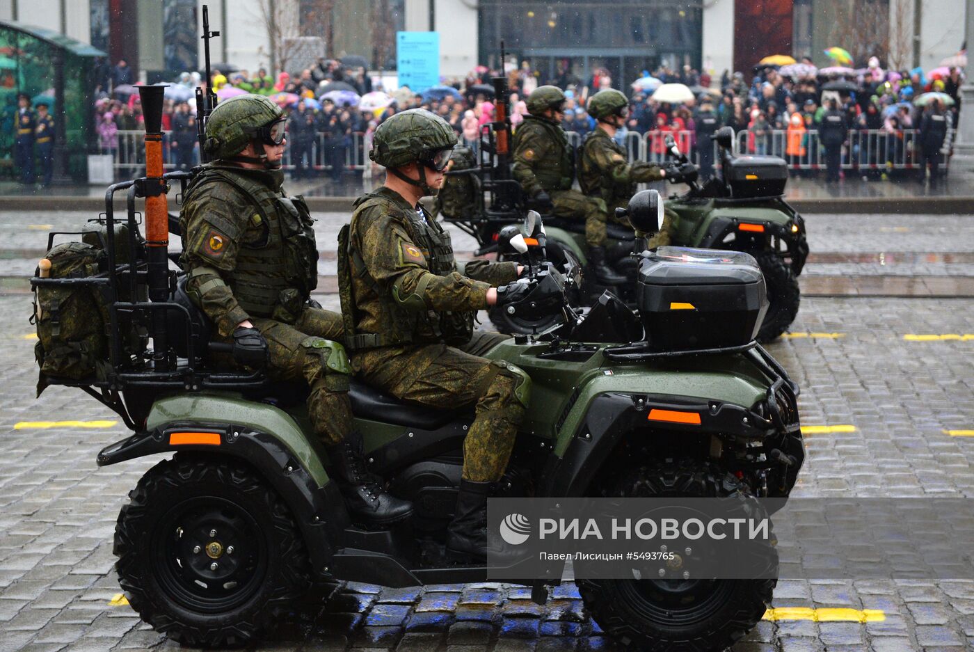 Празднование Дня Победы в городах России