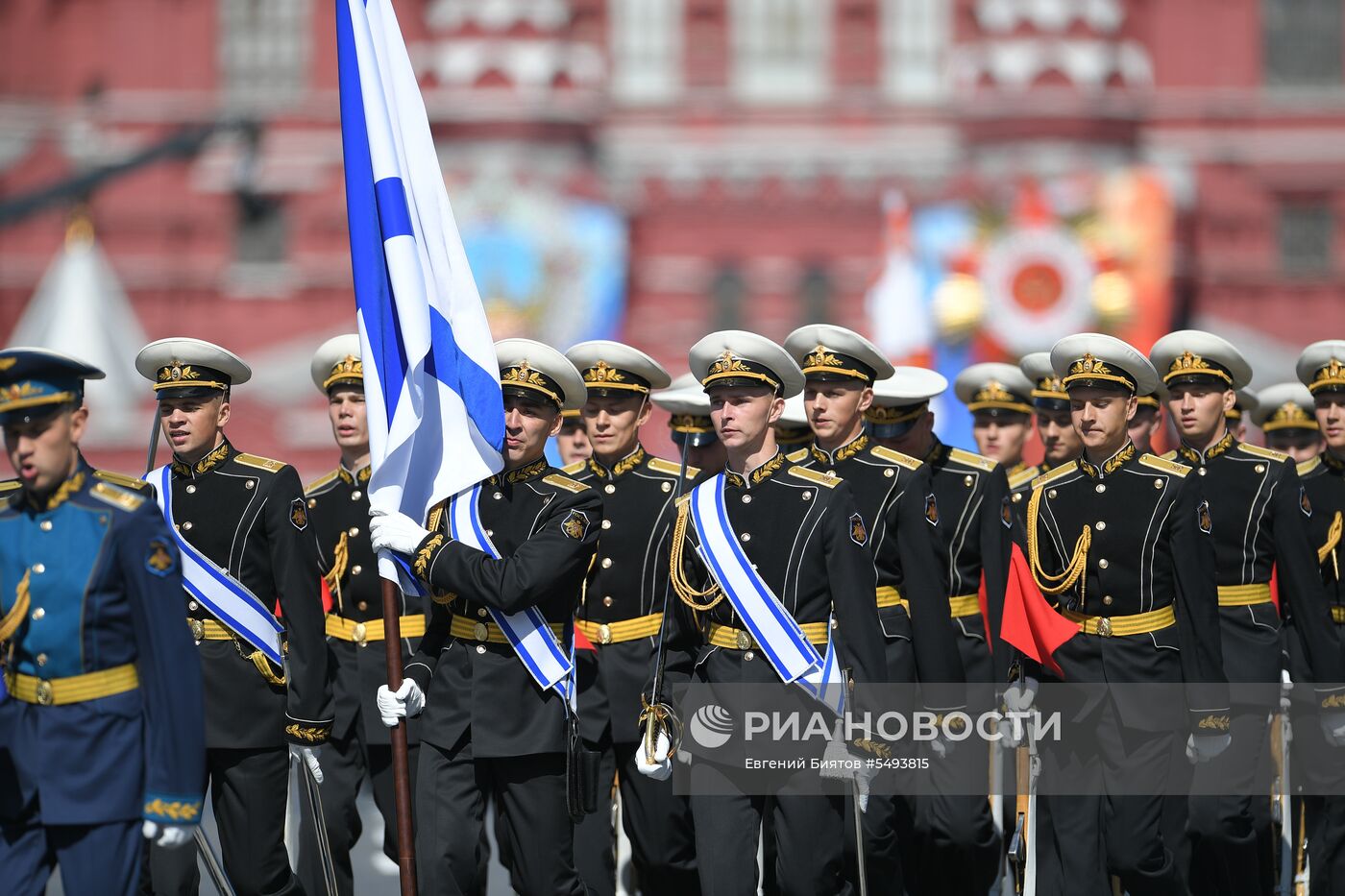 Военный парад, посвящённый 73-й годовщине Победы в ВОВ