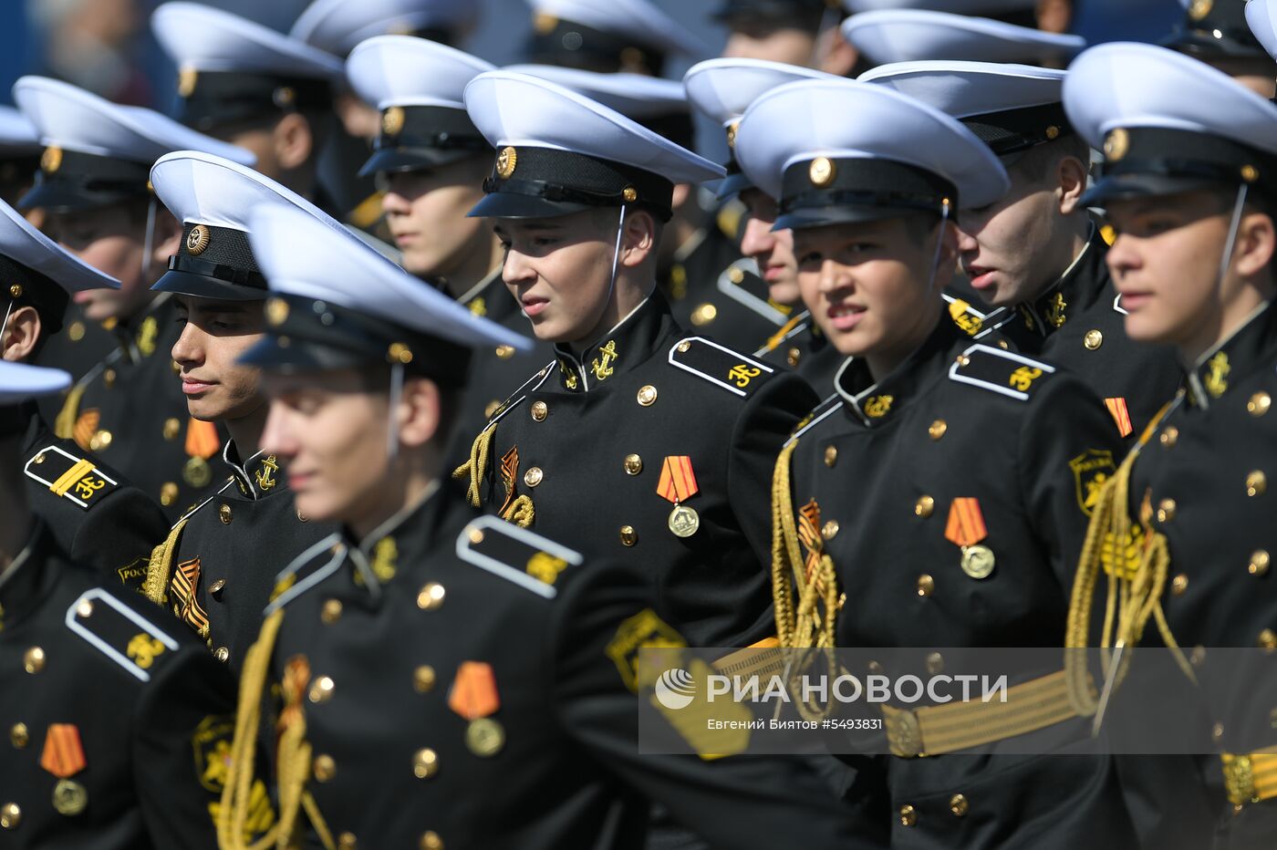 Военный парад, посвящённый 73-й годовщине Победы в ВОВ
