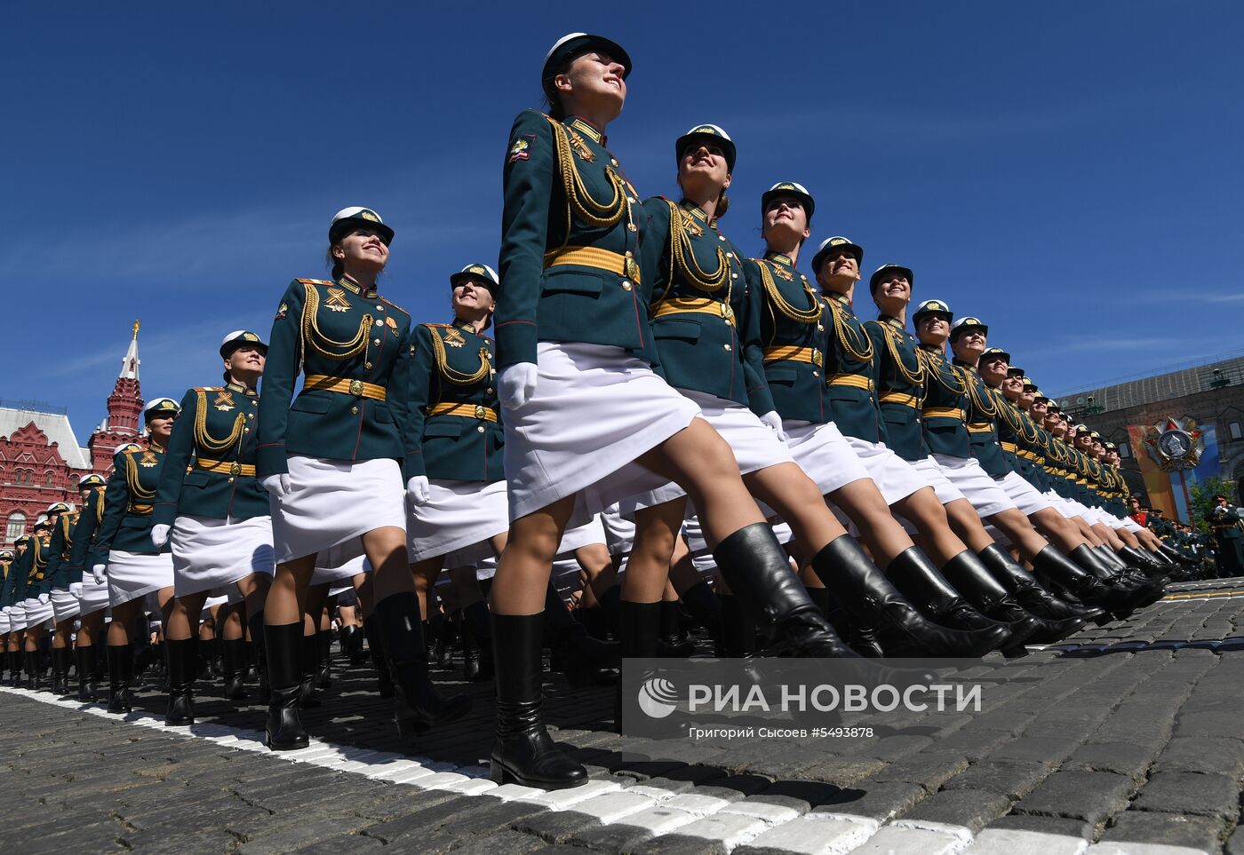 Военный парад, посвящённый 73-й годовщине Победы в ВОВ