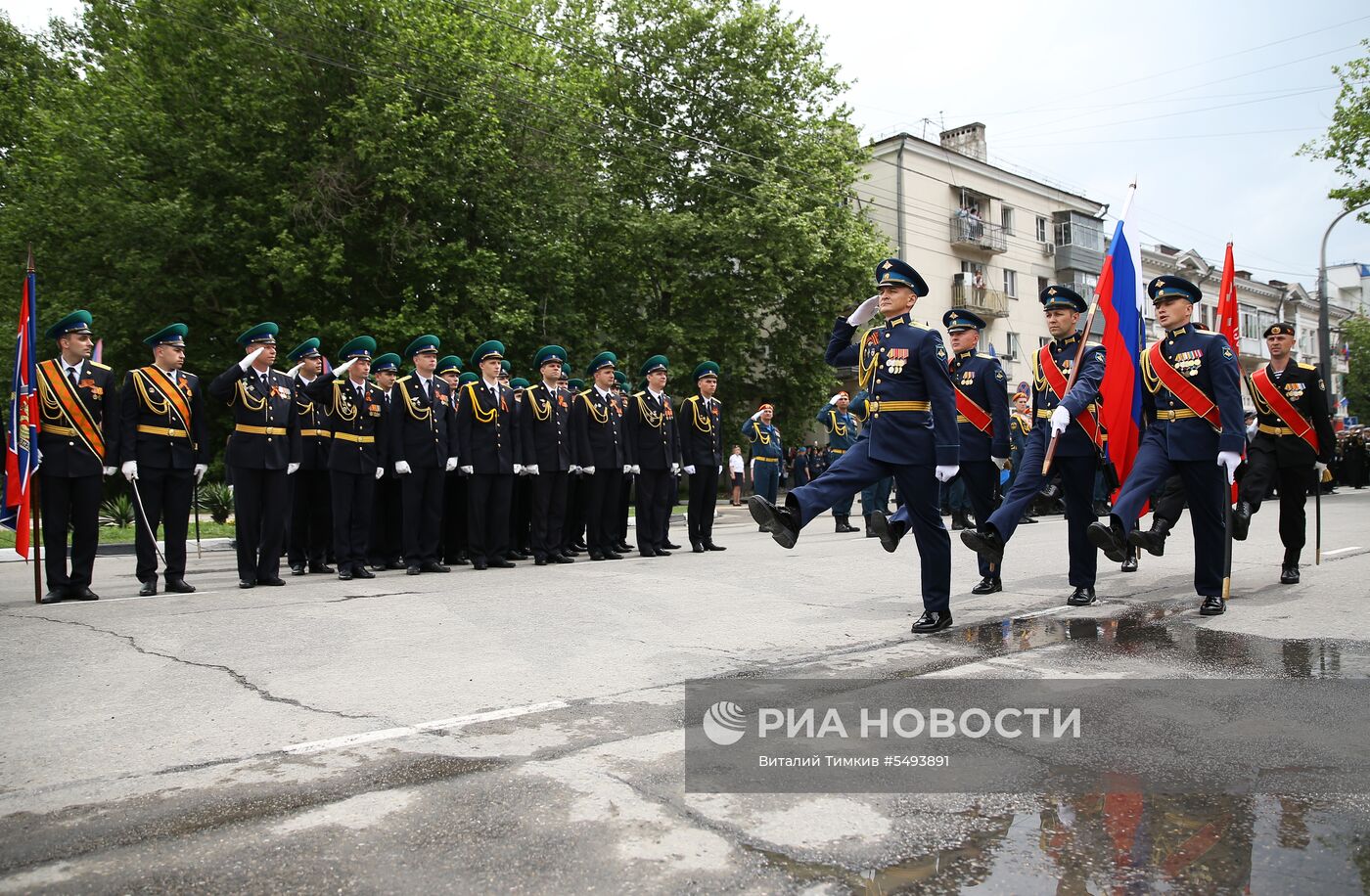 Празднование Дня Победы в городах России