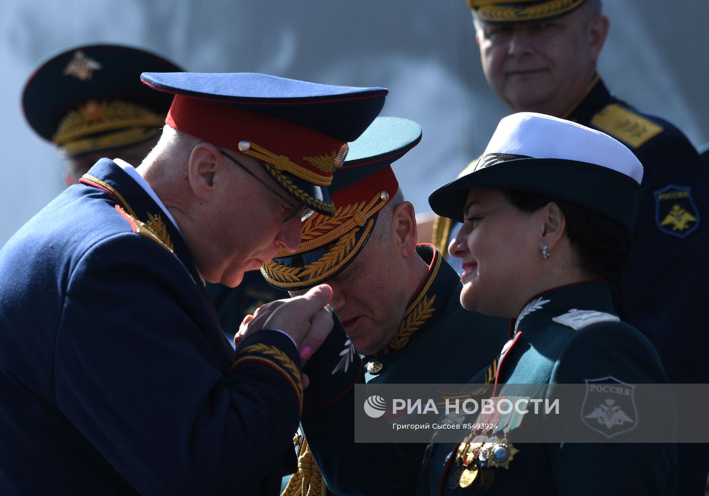 Военный парад, посвящённый 73-й годовщине Победы в ВОВ