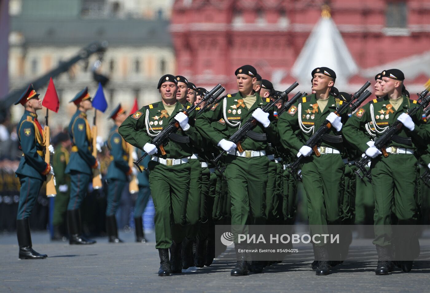 Военный парад, посвящённый 73-й годовщине Победы в ВОВ