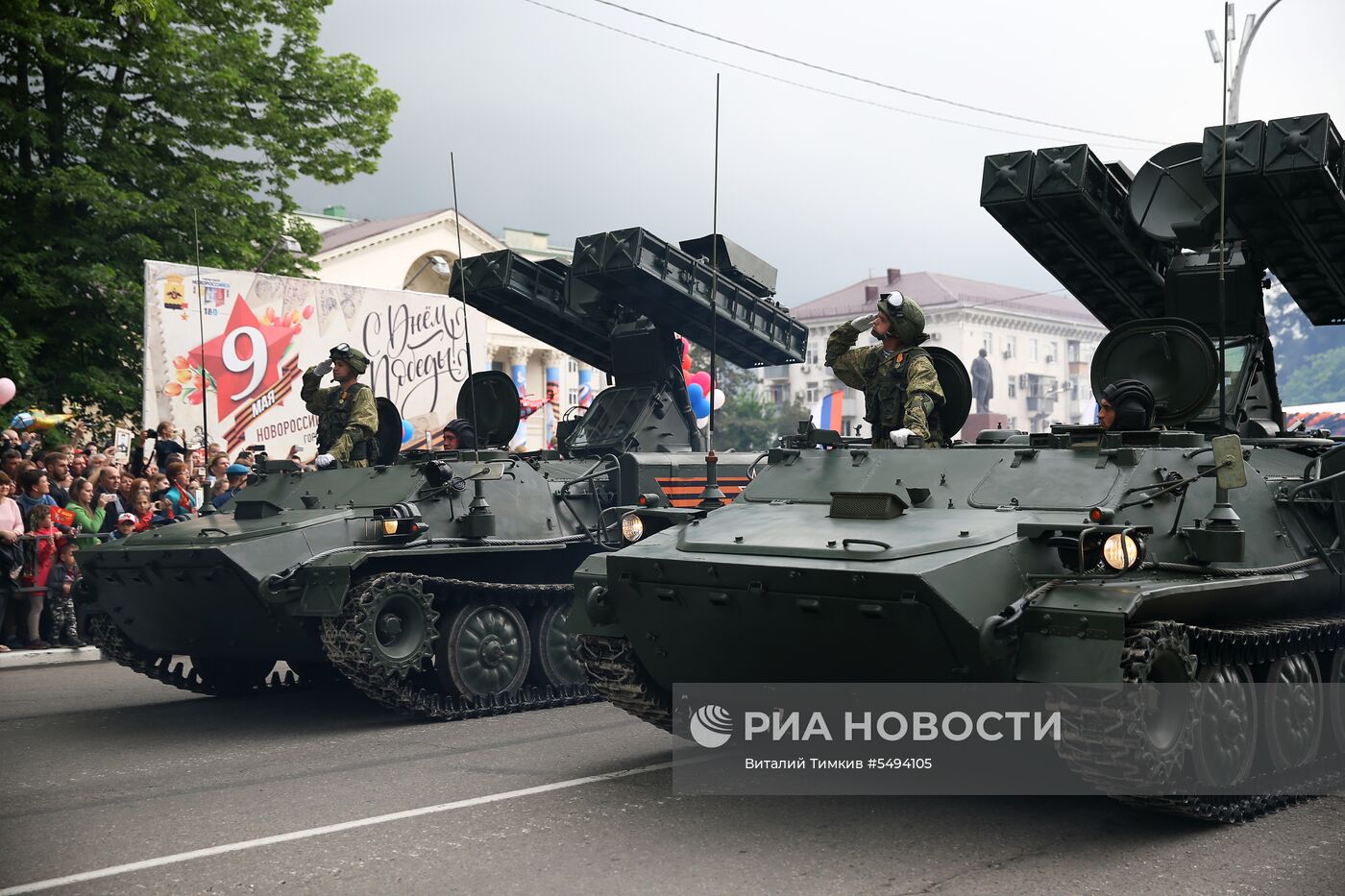 Празднование Дня Победы в городах России