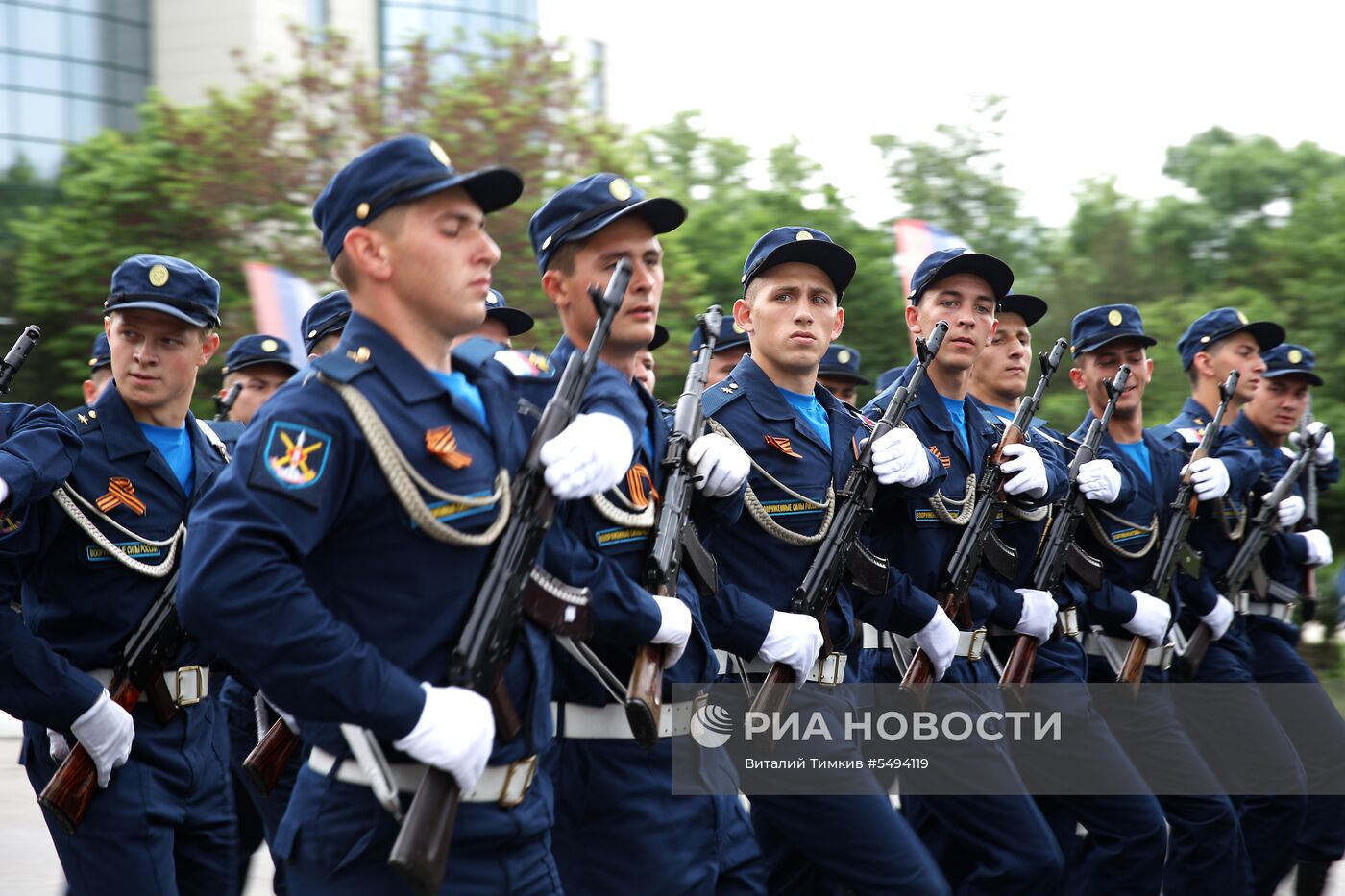 Празднование Дня Победы в городах России