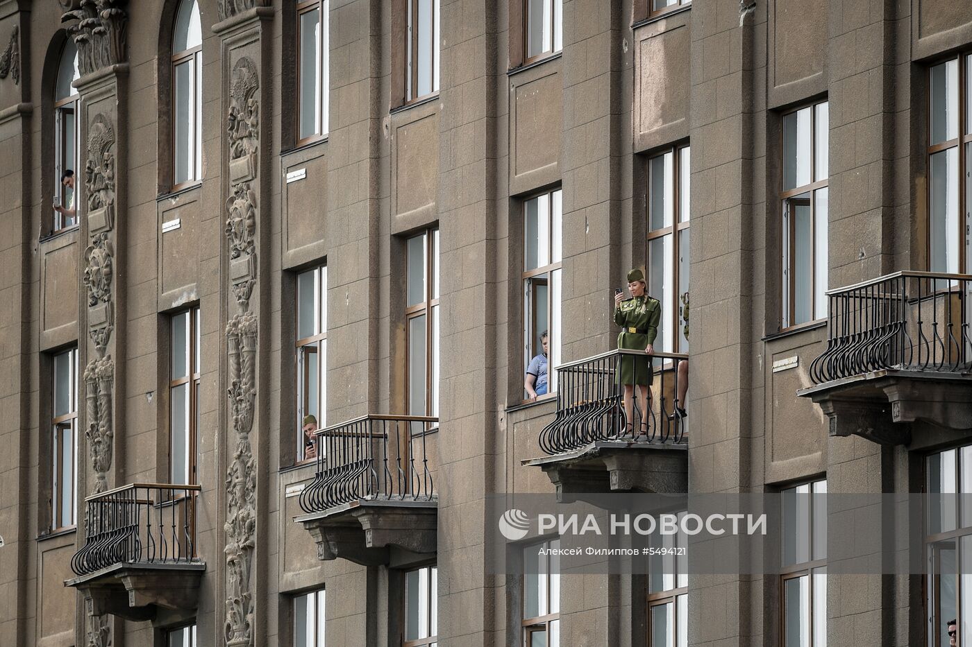 Празднование Дня Победы в городах России