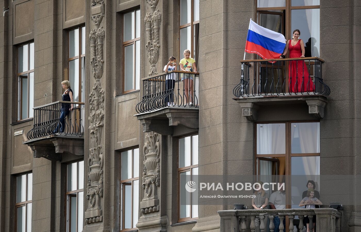 Празднование Дня Победы в городах России