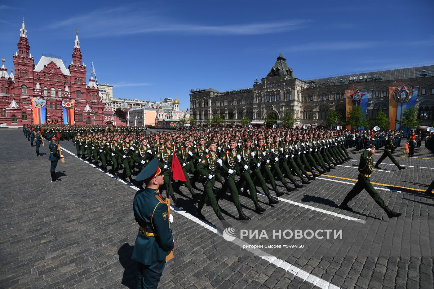 Военный парад, посвящённый 73-й годовщине Победы в ВОВ