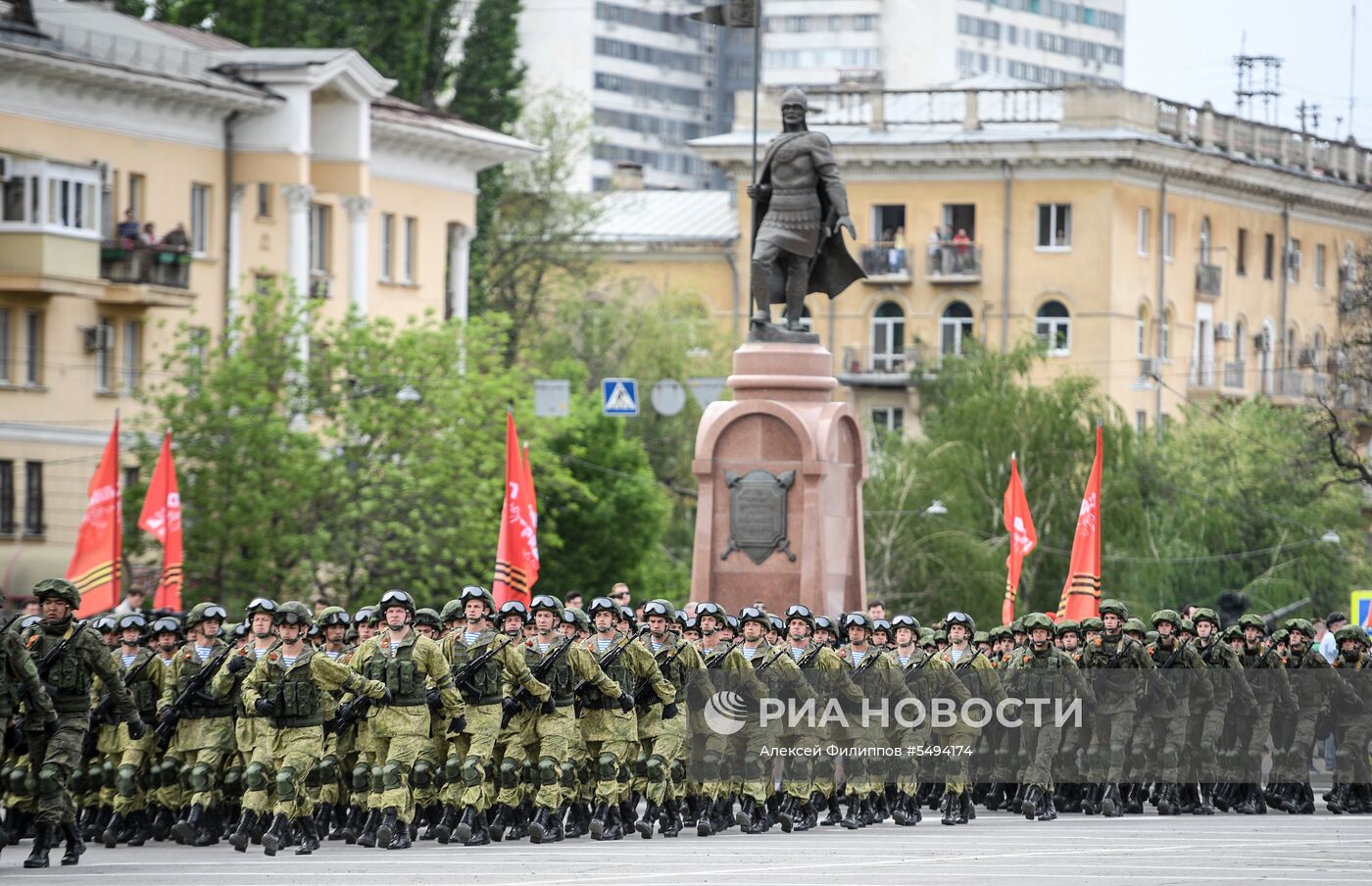 Празднование Дня Победы в городах России