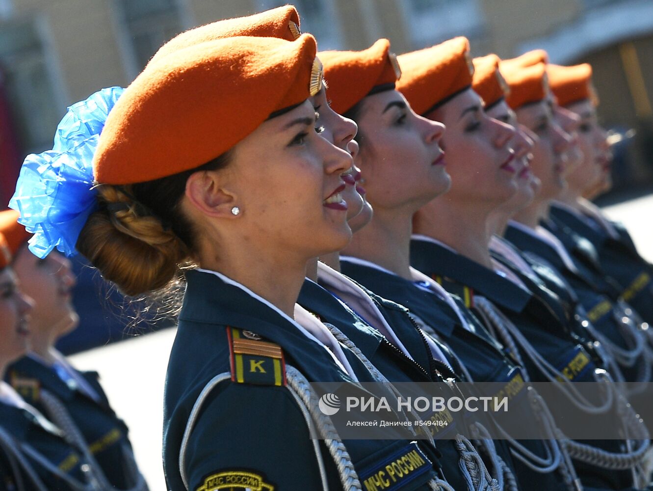 Празднование Дня Победы в городах России