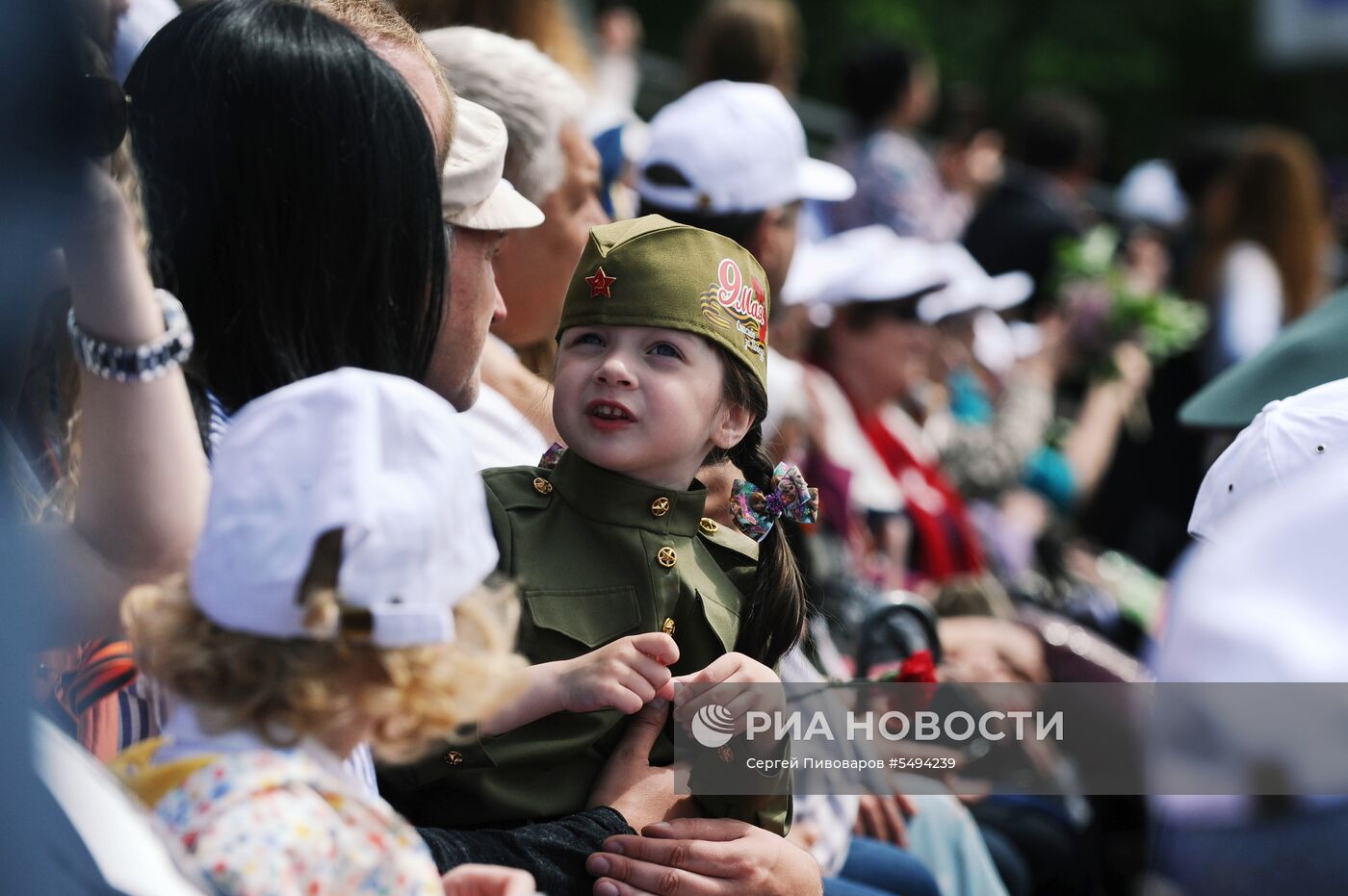 Празднование Дня Победы в городах России