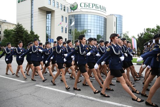 Празднование Дня Победы в городах России