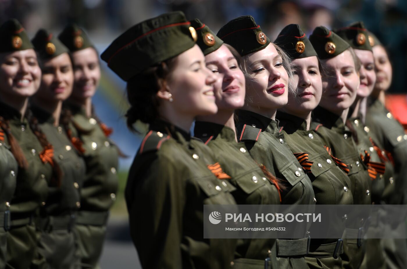 Празднование Дня Победы в городах России