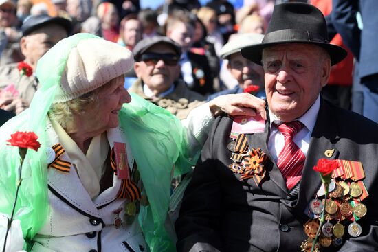 Празднование Дня Победы в городах России