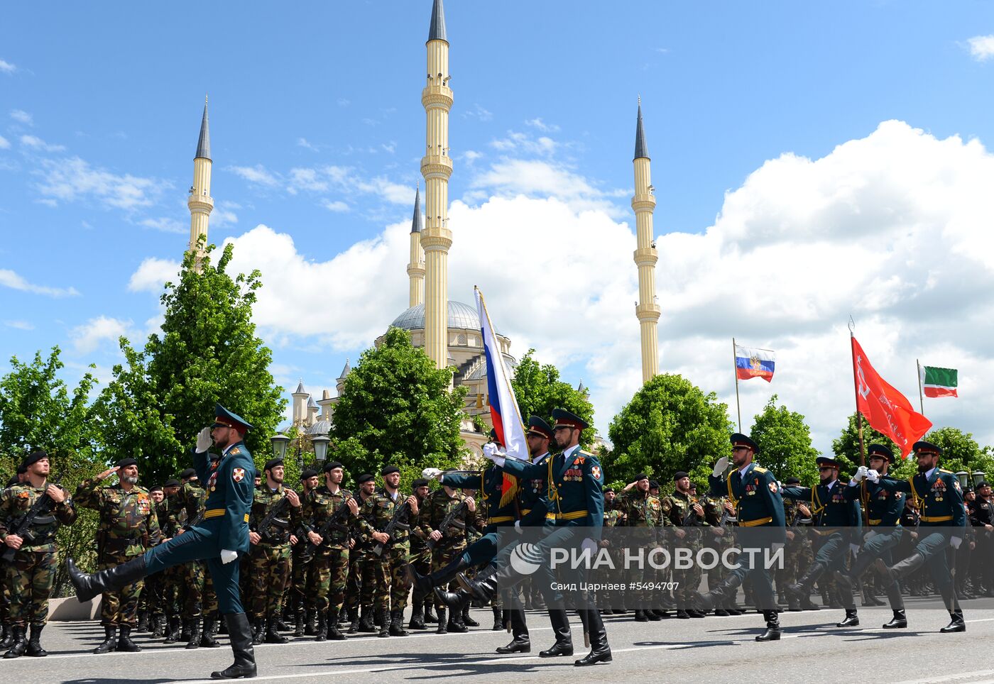 Празднование Дня Победы в городах России