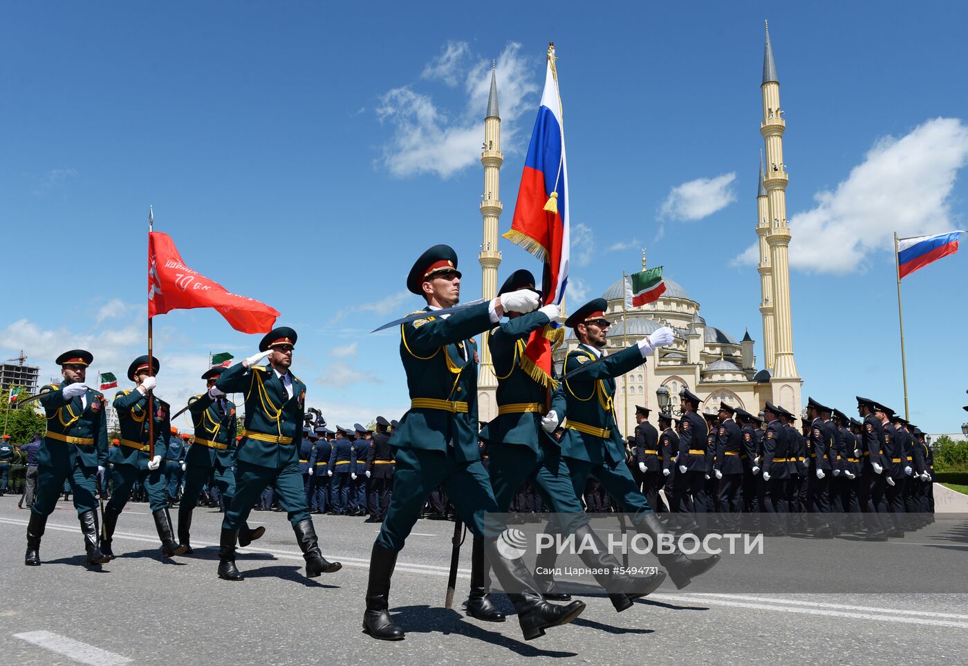 Празднование Дня Победы в городах России