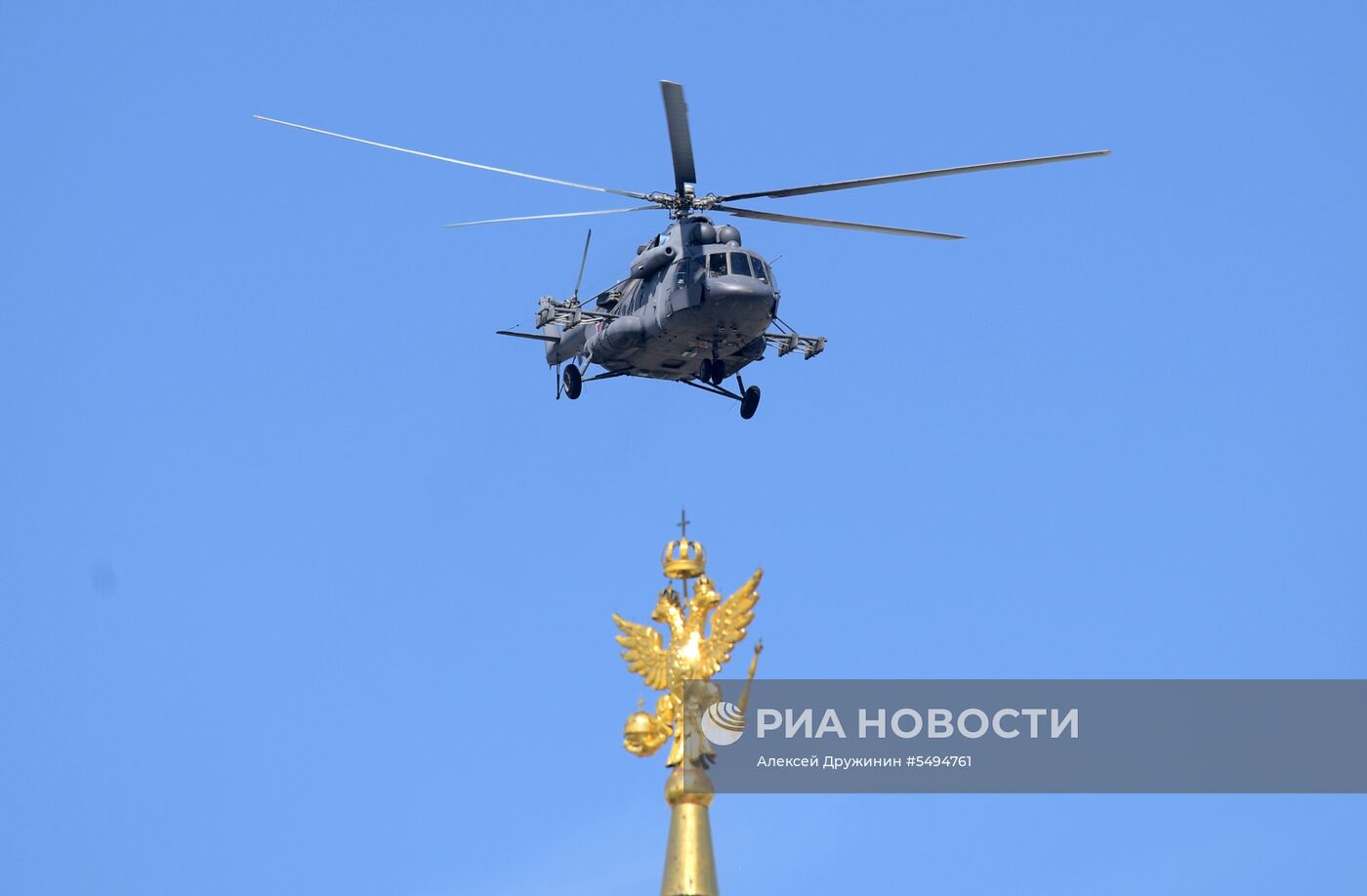 Военный парад, посвящённый 73-й годовщине Победы в ВОВ